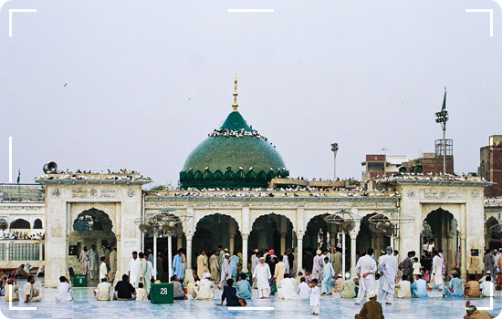50 Places Of Lahore, Punjab Pakistan 13 Places Of Lahore: Data Darbar Lahore