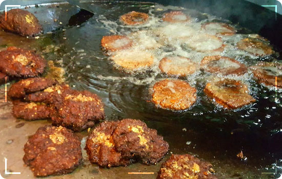 Complete Travel Guide Of Peshawar Tours 30 Unresistable Chapli kabab