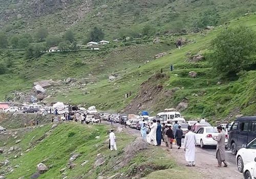 Influx of Tourists in Northern Areas Generates Huge Revenue 3 Influx of Tourists in Northern Areas Generates Huge Revenue