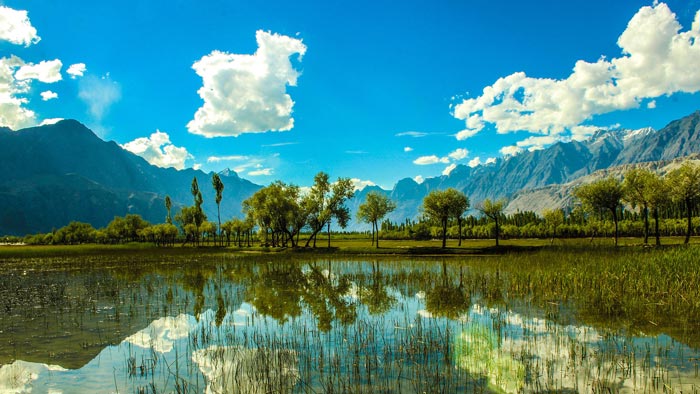 Top 10 Places You Must Visit In Skardu 10 Top places to visit in Skardu Valley Famous Places Of Skardu: Katpana Lake