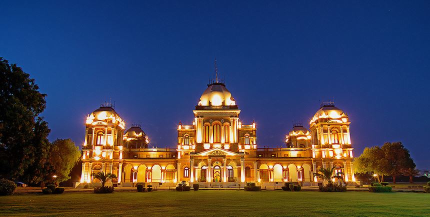 Famous Forts and Palaces of Pakistan 10 Famous Forts of Pakistan: Noor mahal Bhawalpur