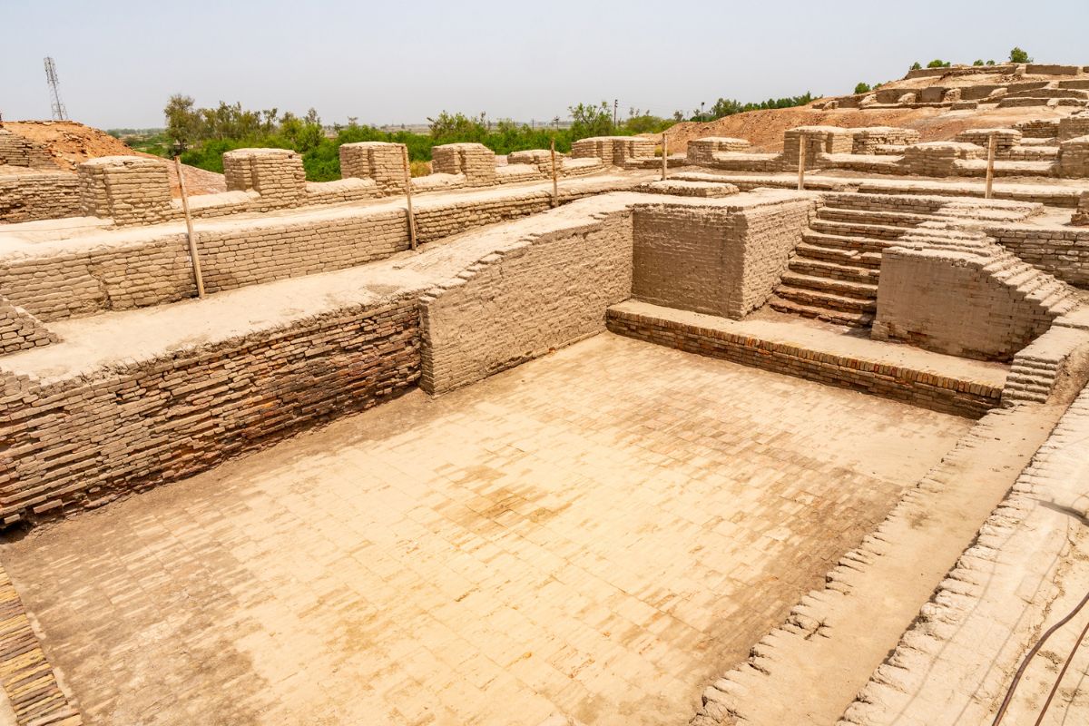 20 Interesting Facts About Pakistan 2 Facts About Pakistan: Mohen Jo Daro, the oldest civilization