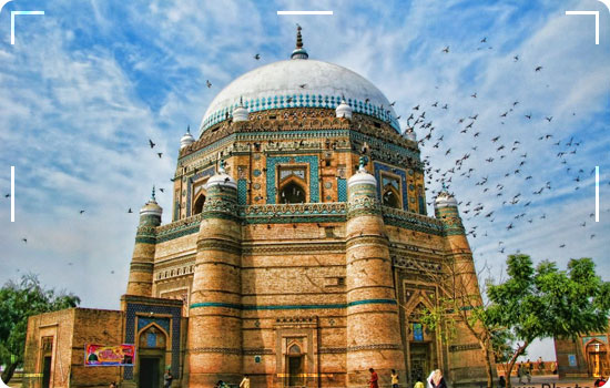 10 Famous Shrines of Pakistan- Religious Tourism in Pakistan 7 Famous Shrines of Pakistan: Shah Rukn-e-Alam Multan
