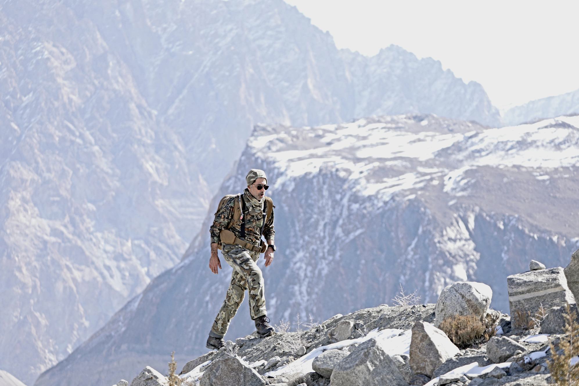 Tale About Ibex Trophy Hunting in Hunza Pakistan 15 Walking in batura glacier during ibex hunt 2023