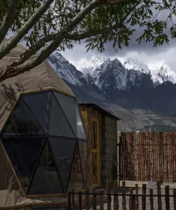 Honeymoon Resorts in Pakistan To Spend A Perfect Time Together 13 Top honeymoon places in Pakistan that offer amazing atmosphere and extraordinary service: Glamp Pakistan Katpana Desert