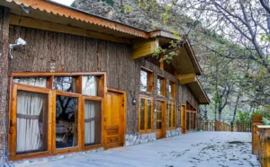 Honeymoon Resorts in Pakistan To Spend A Perfect Time Together 35 Top honeymoon places in Pakistan that offer amazing atmosphere and extraordinary service: Walnut Heights by Roomy Pakistan