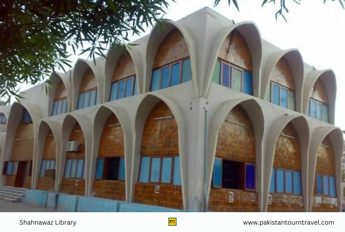 Larkana Sindh – 5000 Old City – The City Of Bhutto 4 Larkana Sindh - 5000 Old City - The City Of Bhutto - Pakistan Tour and Travel - Tomb of Shah Baharo