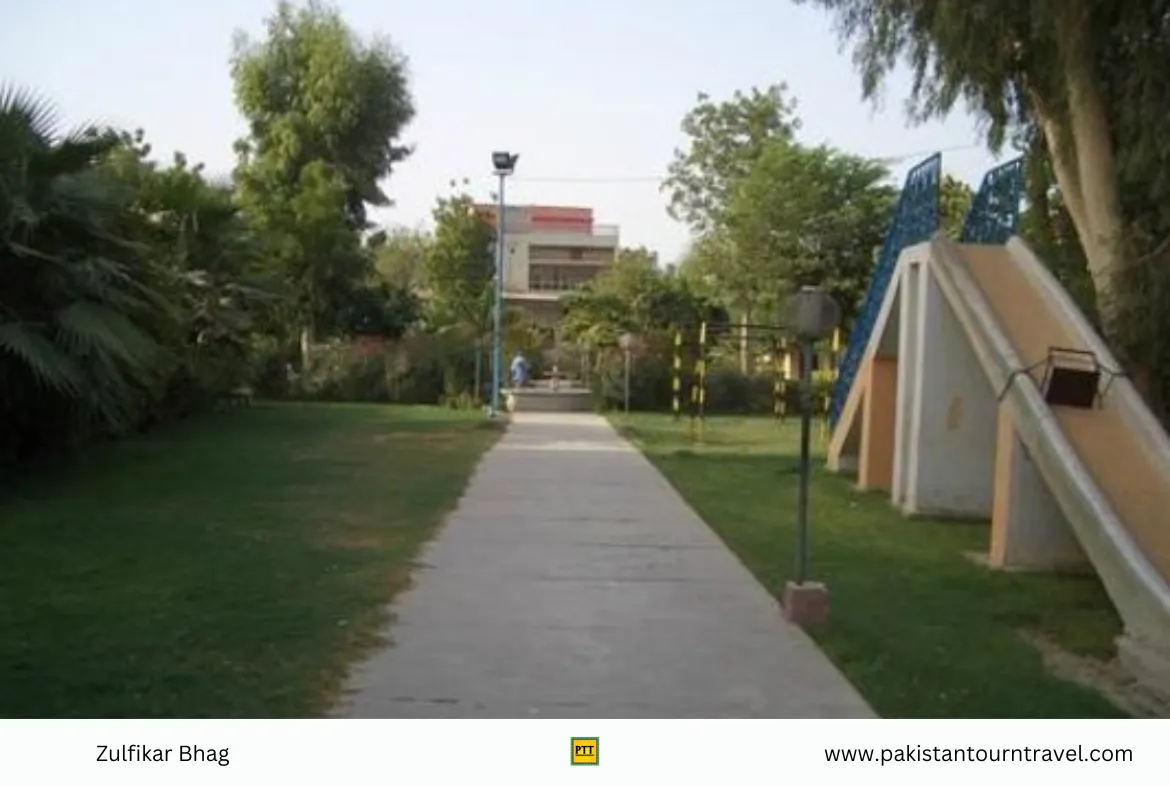 Larkana Sindh – 5000 Old City – The City Of Bhutto 6 Larkana Sindh - 5000 Old City - The City Of Bhutto - Pakistan Tour and Travel - Tomb of Shah Baharo